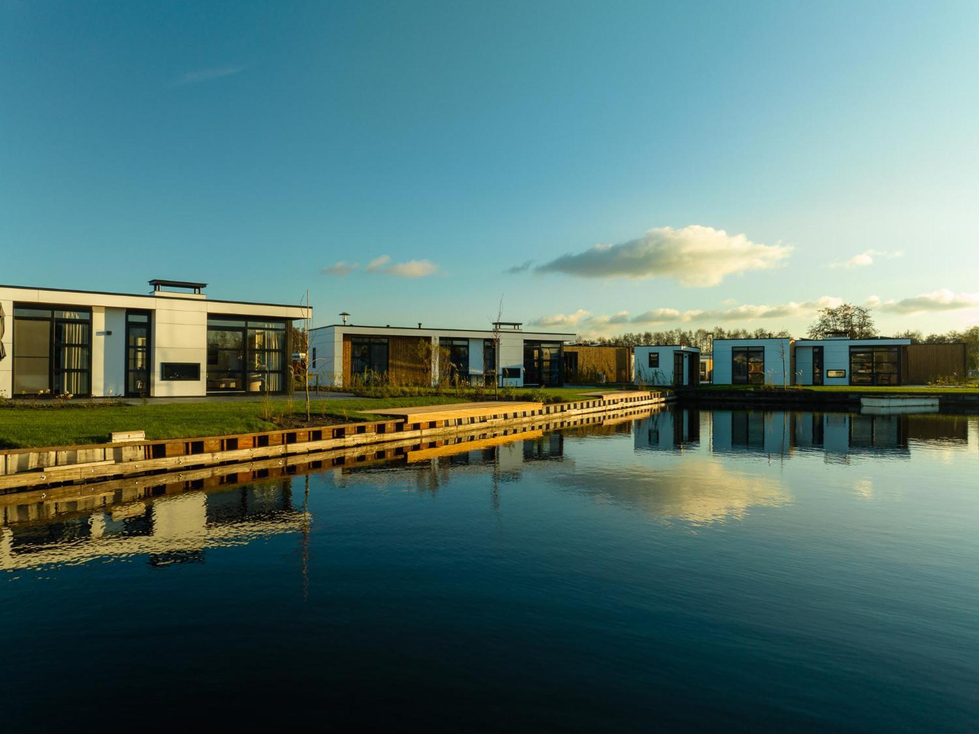 Marinapark Residentie Nieuw Loosdrecht Villa Exterior foto