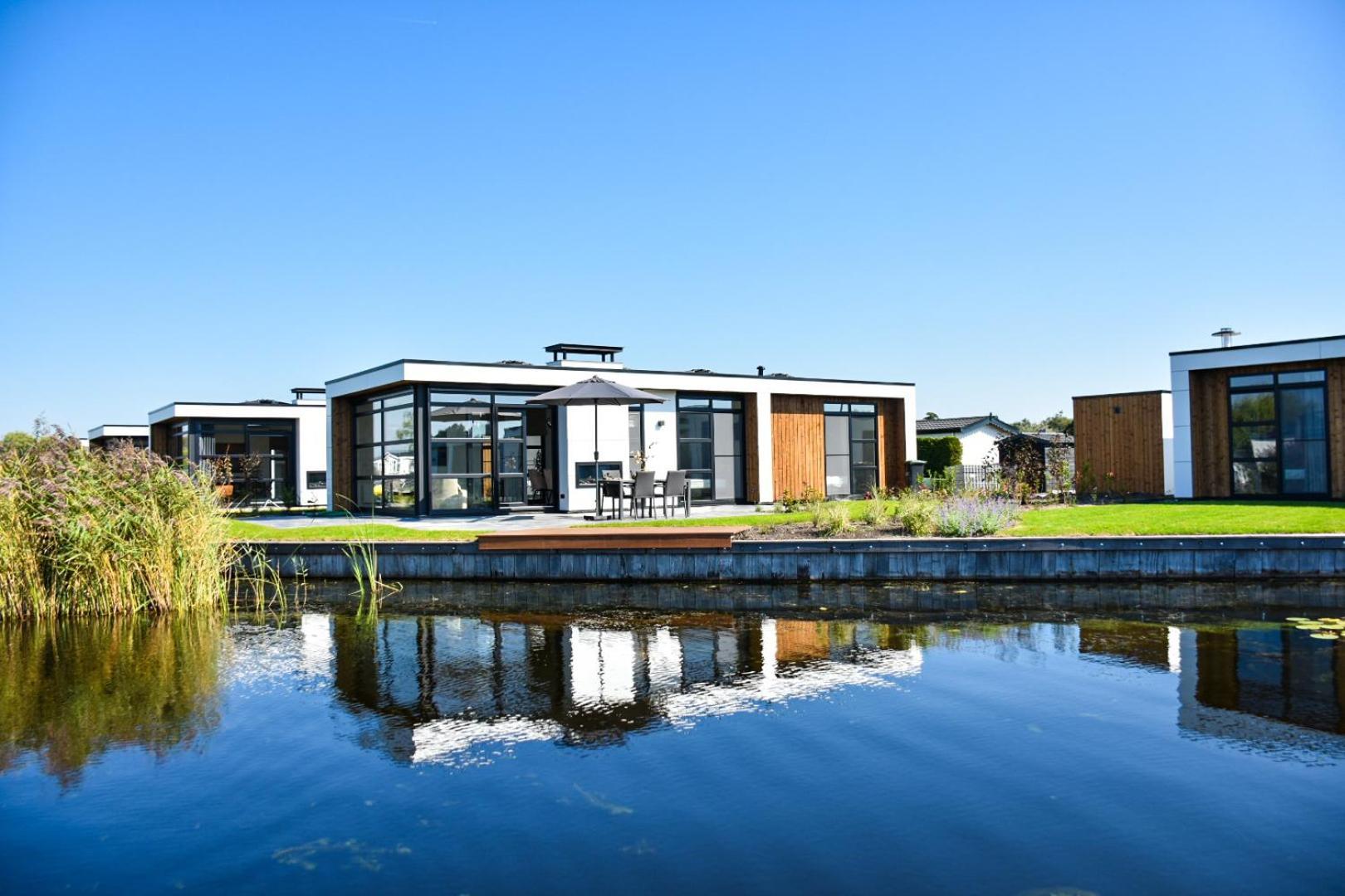 Marinapark Residentie Nieuw Loosdrecht Villa Exterior foto