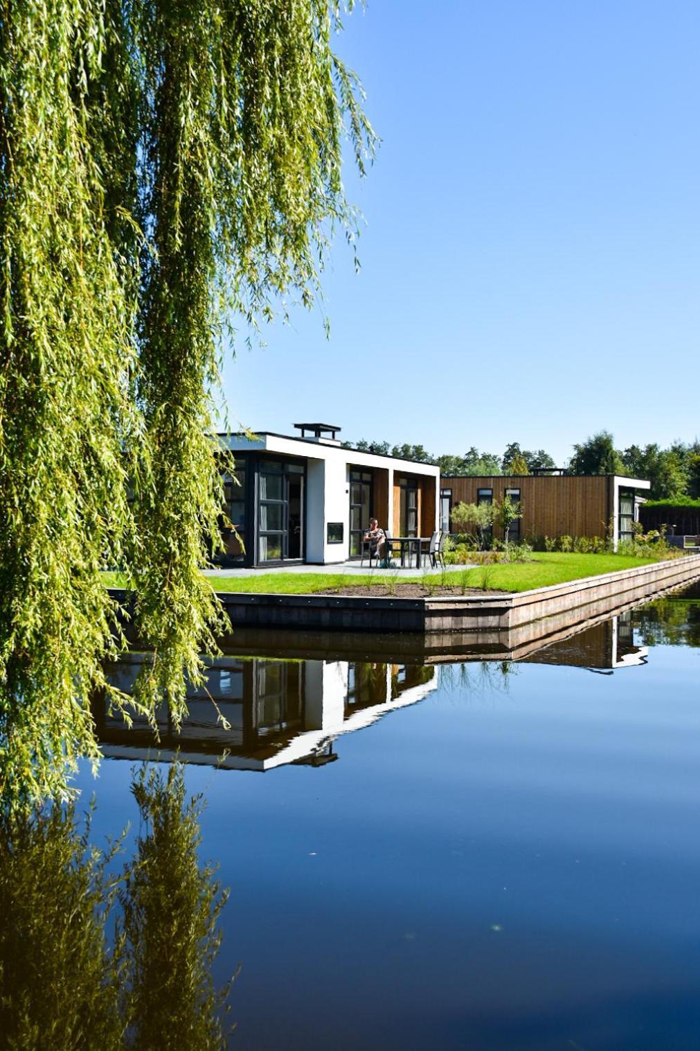 Marinapark Residentie Nieuw Loosdrecht Villa Exterior foto