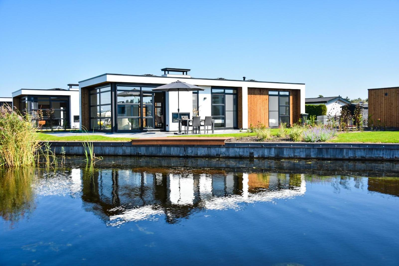 Marinapark Residentie Nieuw Loosdrecht Villa Exterior foto