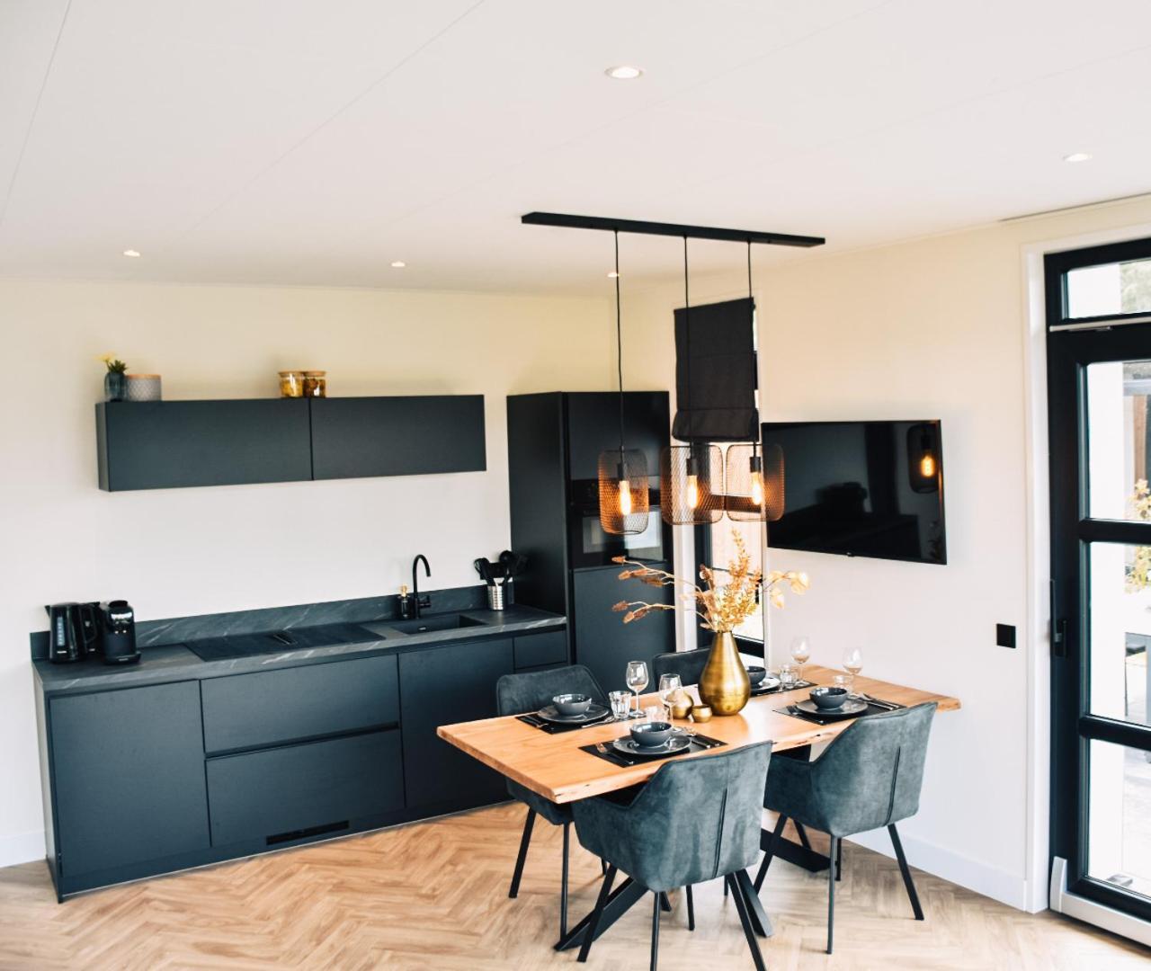 Marinapark Residentie Nieuw Loosdrecht Villa Exterior foto